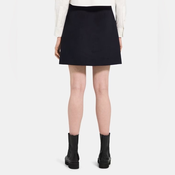 NEW Theory  High-Waist Mini Skirt in Double-Face Wool-Cashmere Black - Picture 11 of 16